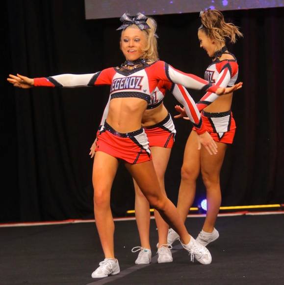 Meet your Posher, Maison - Picture 1 of 1